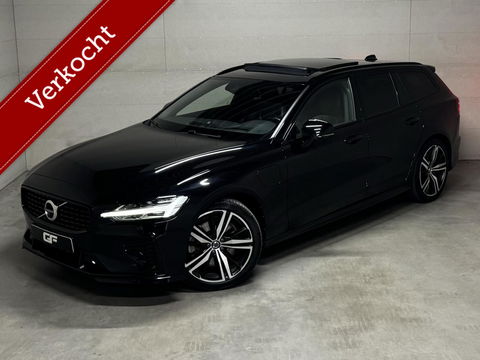 Volvo V60 2.0 T8 Recharge AWD R-Design B&W 360° Pano HUD Trekh. NAP