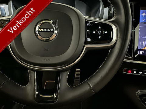 Volvo V60 2.0 T8 Recharge AWD R-Design B&W 360° Pano HUD Trekh. NAP