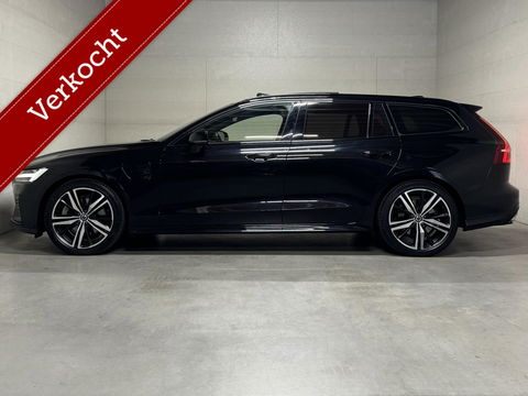 Volvo V60 2.0 T8 Recharge AWD R-Design B&W 360° Pano HUD Trekh. NAP