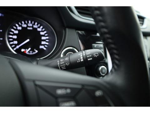 Nissan QASHQAI 1.2 N-Connecta | Navi | Cruise | Stoelverw. | Camera | 360 Cam | Trekhaak