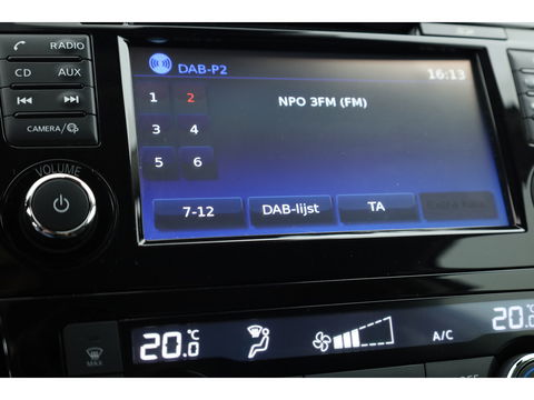 Nissan QASHQAI 1.2 N-Connecta | Navi | Cruise | Stoelverw. | Camera | 360 Cam | Trekhaak