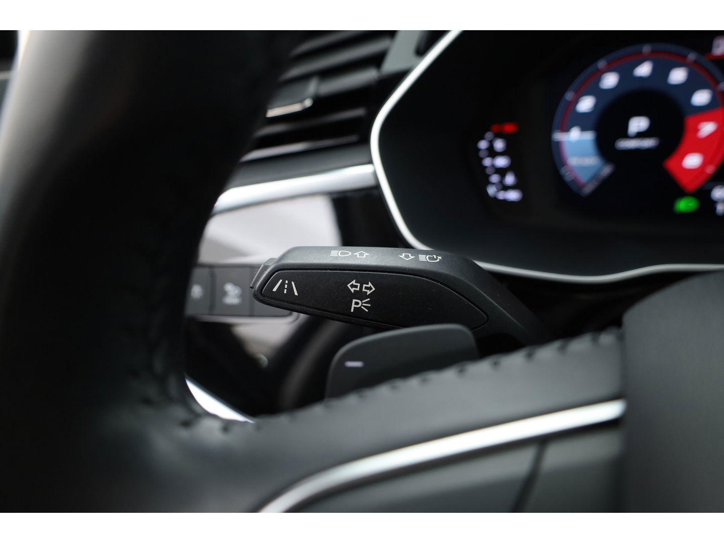 Audi Q3 Sportback 35 TFSI Pro Line business | Elek. Trekhaak | CarPlay | Adapt. Cruise | Stoelverw. | Navi