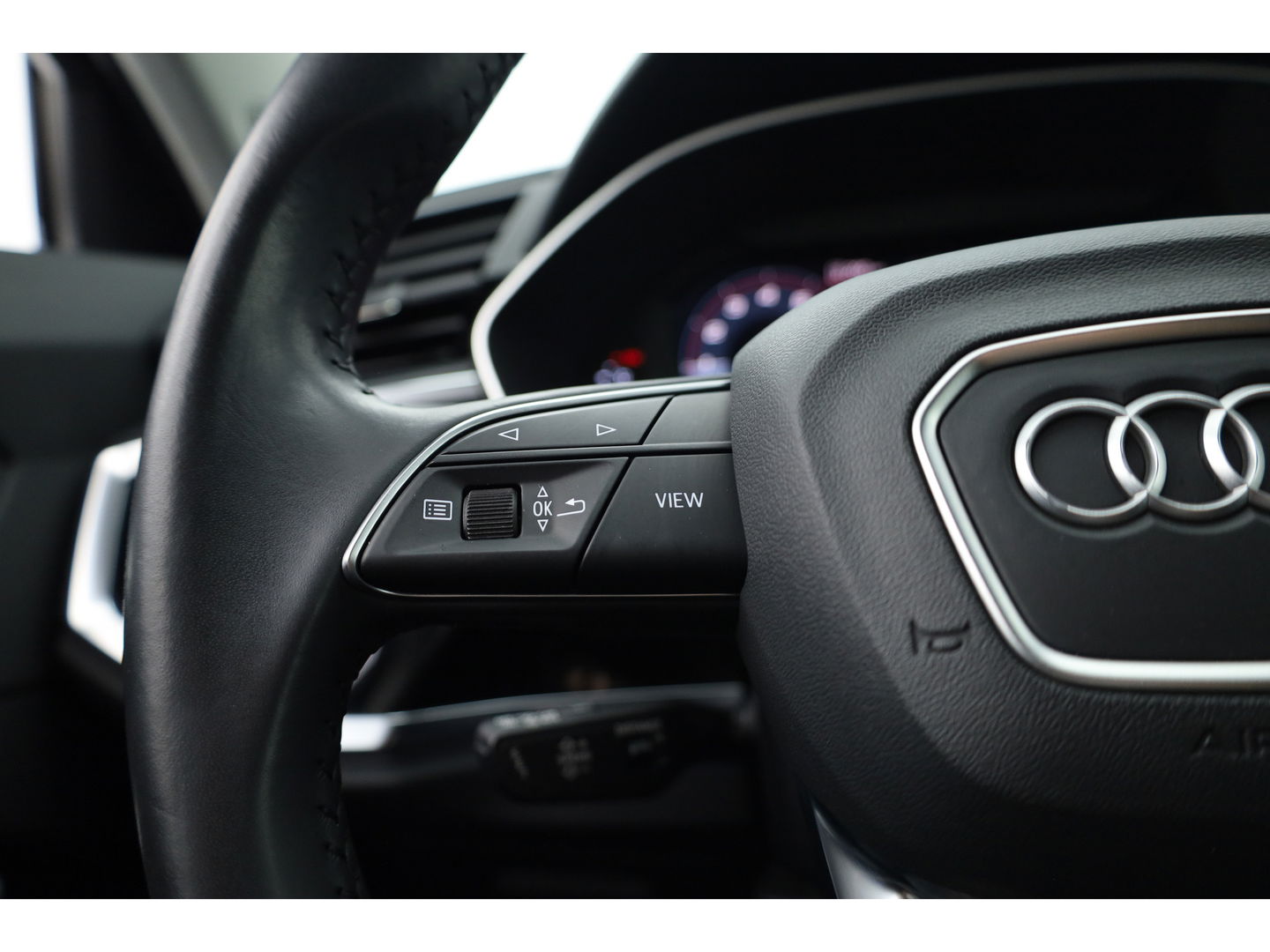 Audi Q3 Sportback 35 TFSI Pro Line business | Elek. Trekhaak | CarPlay | Adapt. Cruise | Stoelverw. | Navi