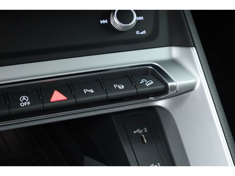 Audi Q3 Sportback 35 TFSI Pro Line business | Elek. Trekhaak | CarPlay | Adapt. Cruise | Stoelverw. | Navi