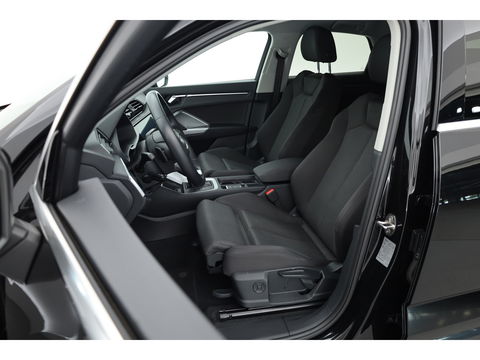 Audi Q3 Sportback 35 TFSI Pro Line business | Elek. Trekhaak | CarPlay | Adapt. Cruise | Stoelverw. | Navi