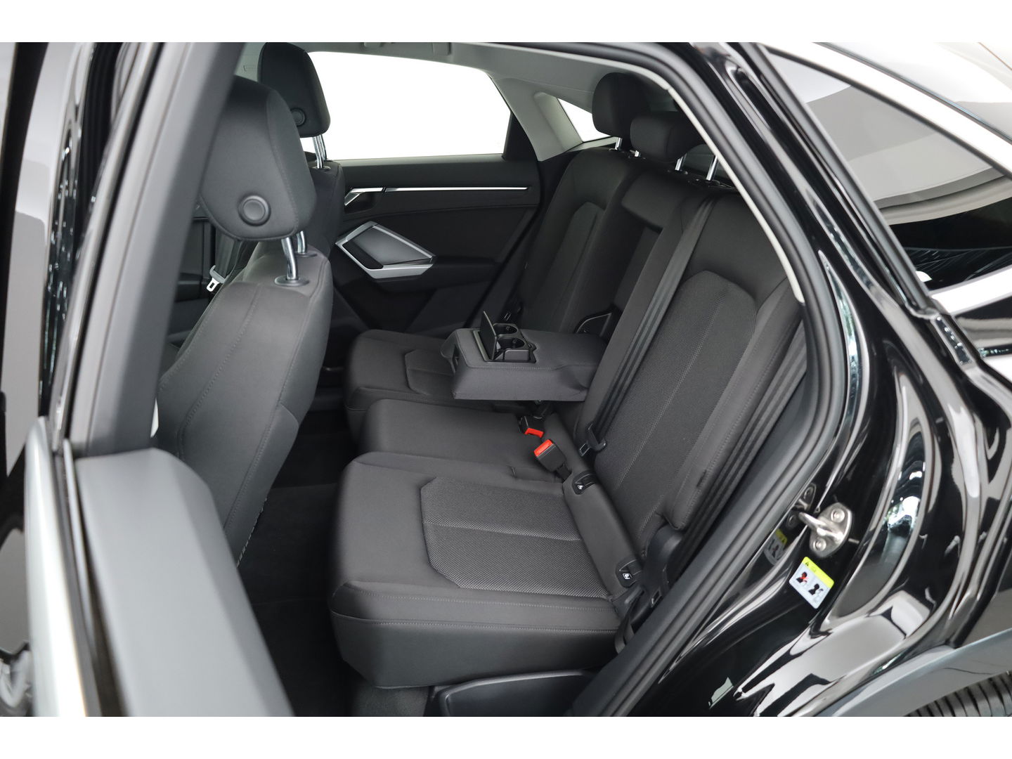 Audi Q3 Sportback 35 TFSI Pro Line business | Elek. Trekhaak | CarPlay | Adapt. Cruise | Stoelverw. | Navi