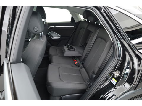 Audi Q3 Sportback 35 TFSI Pro Line business | Elek. Trekhaak | CarPlay | Adapt. Cruise | Stoelverw. | Navi