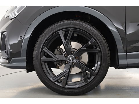 Audi Q3 Sportback 35 TFSI Pro Line business | Elek. Trekhaak | CarPlay | Adapt. Cruise | Stoelverw. | Navi
