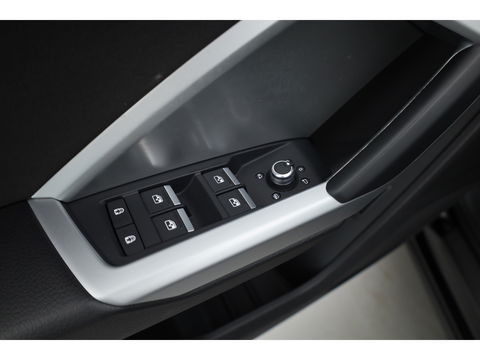 Audi Q3 Sportback 35 TFSI Pro Line business | Elek. Trekhaak | CarPlay | Adapt. Cruise | Stoelverw. | Navi