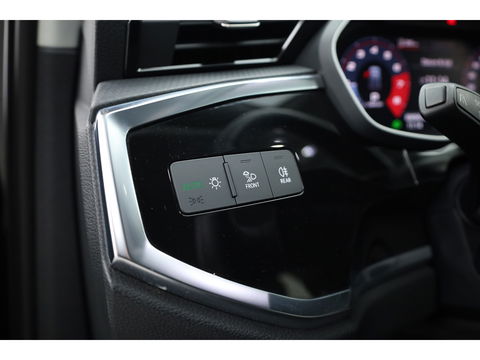 Audi Q3 Sportback 35 TFSI Pro Line business | Elek. Trekhaak | CarPlay | Adapt. Cruise | Stoelverw. | Navi