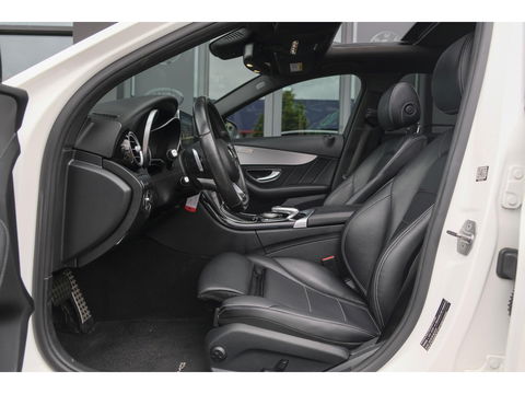 Mercedes-Benz C-Klasse C200 AMG 184pk Panoramadak Burmester Night pakket 19" LMV Command Full led