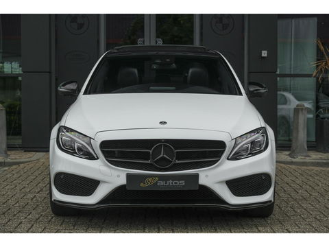 Mercedes-Benz C-Klasse C200 AMG 184pk Panoramadak Burmester Night pakket 19" LMV Command Full led