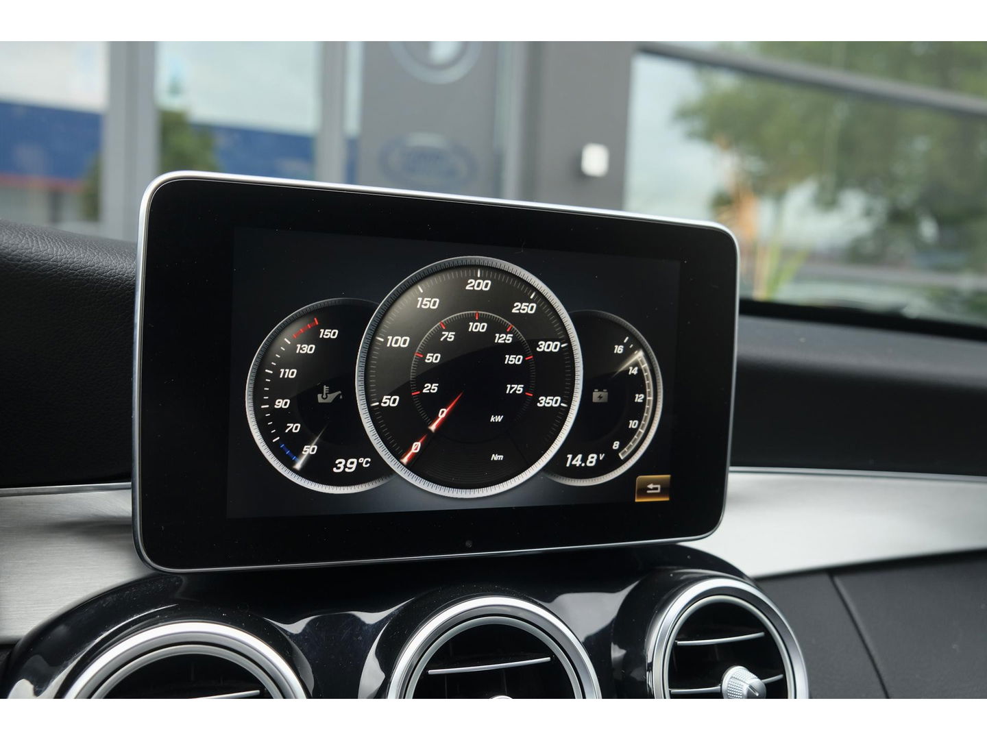Mercedes-Benz C-Klasse C200 AMG 184pk Panoramadak Burmester Night pakket 19" LMV Command Full led