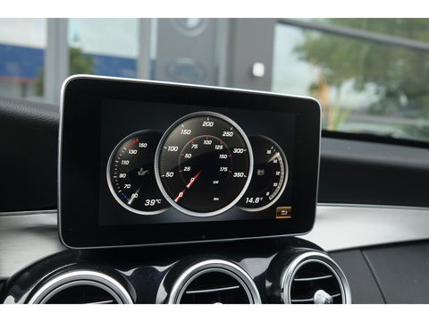 Mercedes-Benz C-Klasse C200 AMG 184pk Panoramadak Burmester Night pakket 19" LMV Command Full led