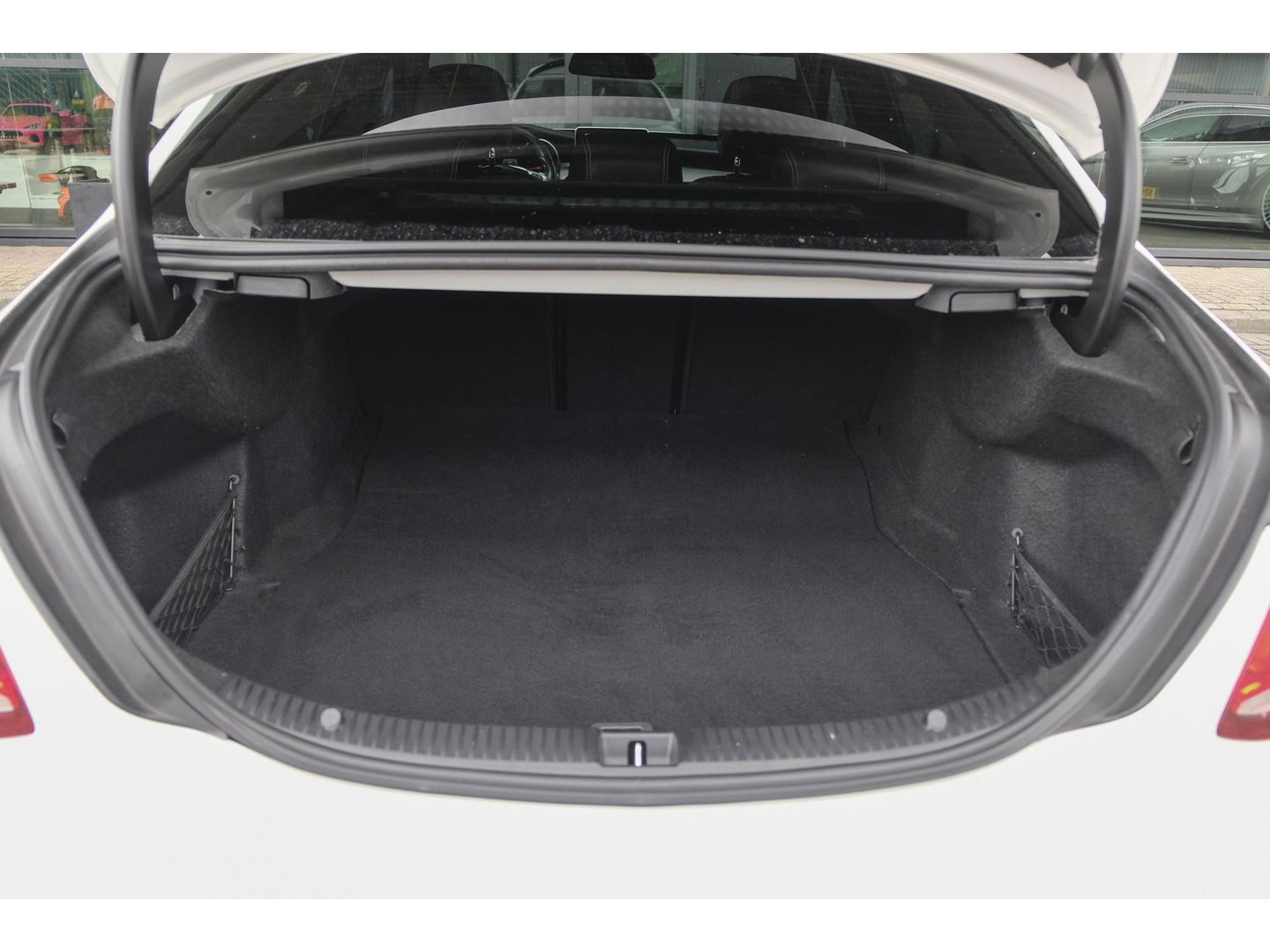 Mercedes-Benz C-Klasse C200 AMG 184pk Panoramadak Burmester Night pakket 19" LMV Command Full led