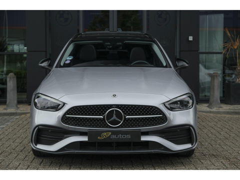 Mercedes-Benz C-Klasse Estate C300e AMG 313pk Hybrid Panoramadak Massage Digital light Trekhaak elektrisch MBUX