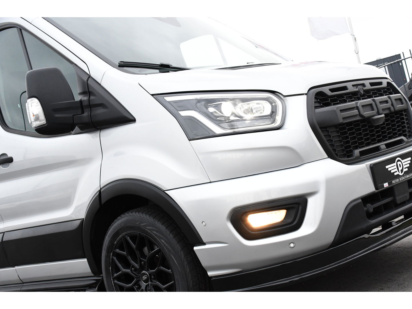 Ford Transit 350 2.0 TDCI L3H2 PB Limited Limited Adaptieve Cruise, Camera, Carplay, 185PK, Automaat, Sensoren, Multimedia, LED, UNIEK!