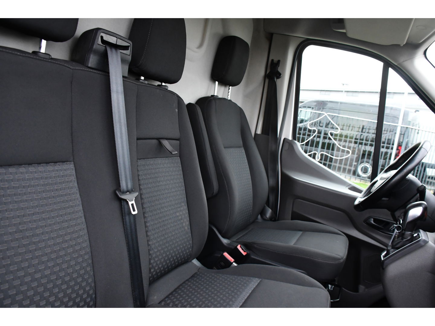 Ford Transit 350 2.0 TDCI L3H2 PB Limited Limited Adaptieve Cruise, Camera, Carplay, 185PK, Automaat, Sensoren, Multimedia, LED, UNIEK!