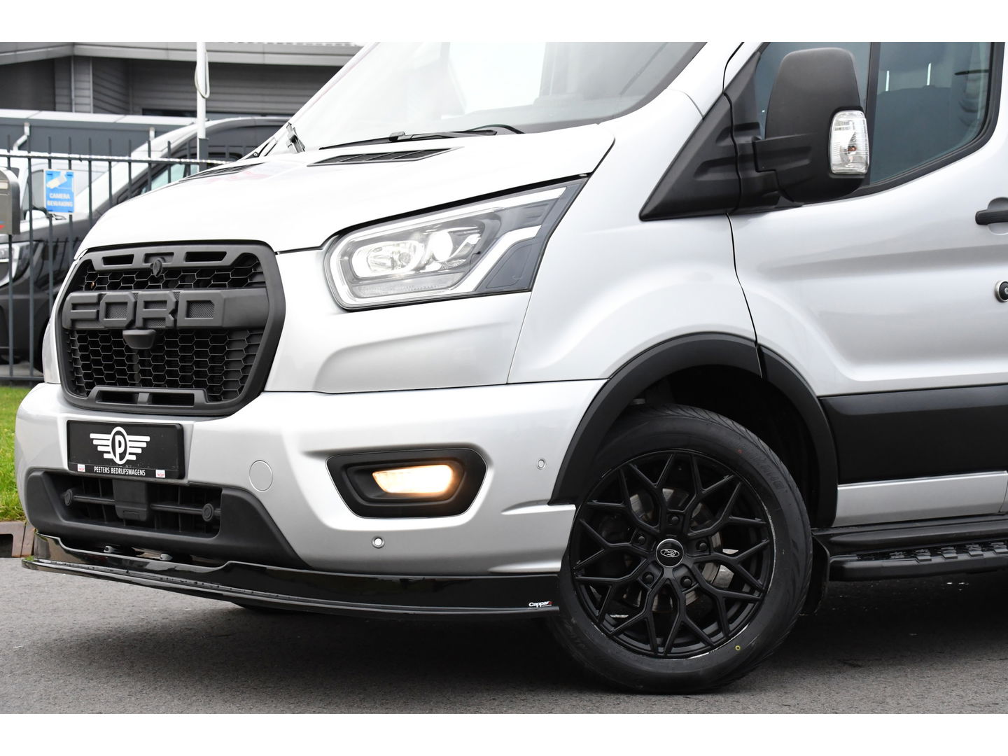 Ford Transit 350 2.0 TDCI L3H2 PB Limited Limited Adaptieve Cruise, Camera, Carplay, 185PK, Automaat, Sensoren, Multimedia, LED, UNIEK!