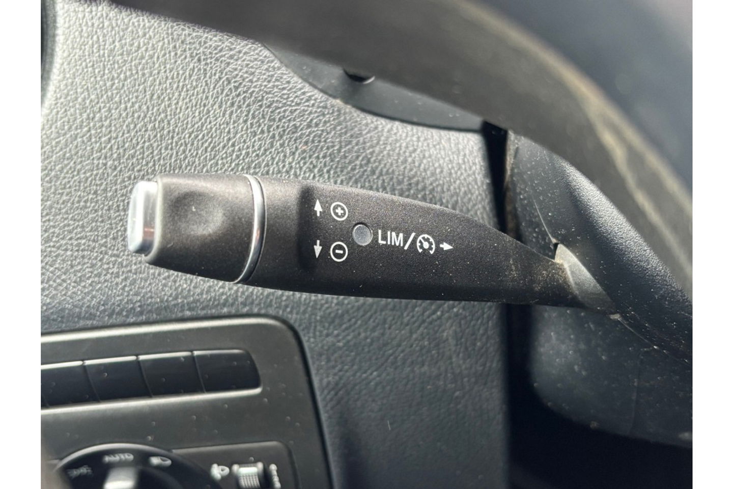Mercedes-Benz Vito 111 CDI LANG AIRCO LMV NAVI PDC-CAMERA CRUISECONTROL