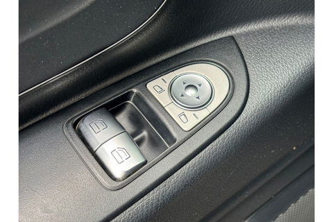 Mercedes-Benz Vito 111 CDI LANG AIRCO LMV NAVI PDC-CAMERA CRUISECONTROL