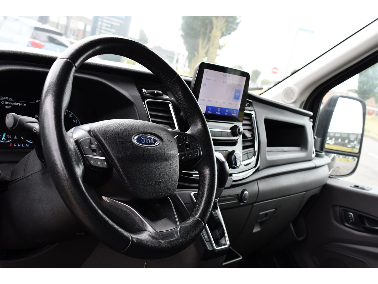 Ford Transit 350 2.0 TDCI L3H2 Black Edition Limited Cruise, Camera, Carplay, 185PK, 2 x Schuifdeur, Trekhaak, Xenon, Uniek!