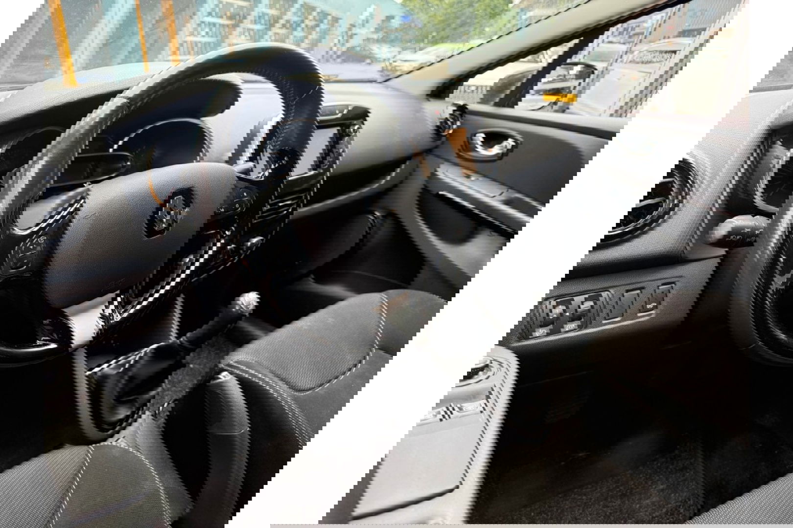 Renault Clio 0.9 TCE EXPRESSION LMV AIRCO NAVI