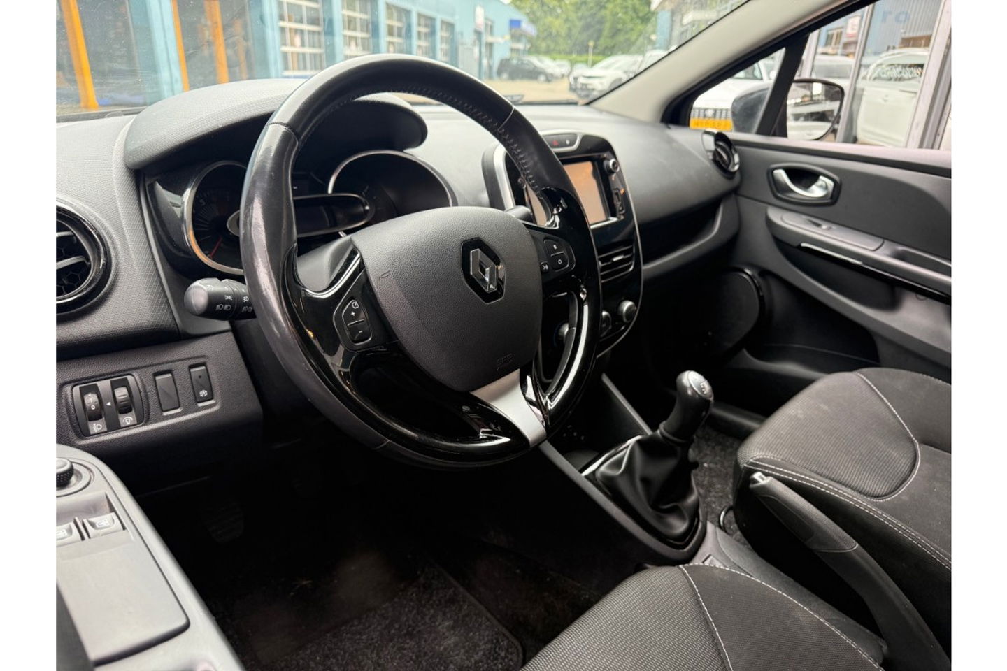 Renault Clio 0.9 TCE EXPRESSION LMV AIRCO NAVI