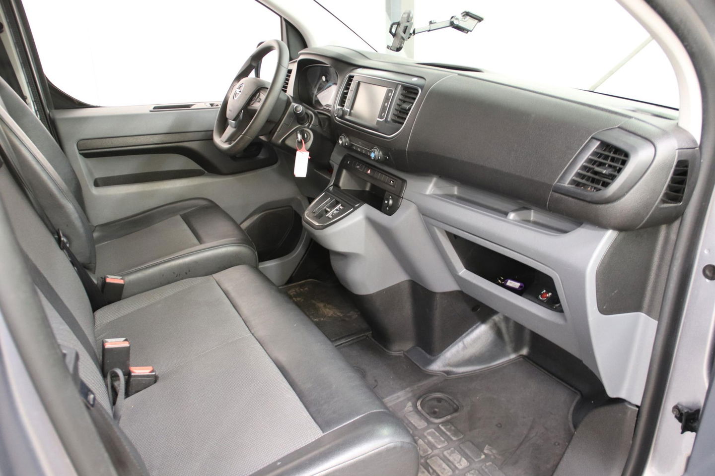 Opel Vivaro-e L2H1 Edition 75 kWh