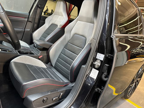 Volkswagen Golf 2.0 TSI GTI Clubsport Pano|IQ|Memory|Camera