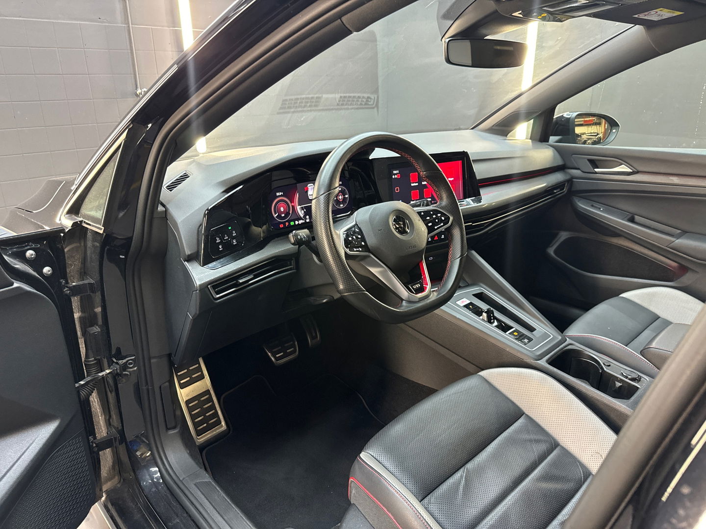 Volkswagen Golf 2.0 TSI GTI Clubsport Pano|IQ|Memory|Camera