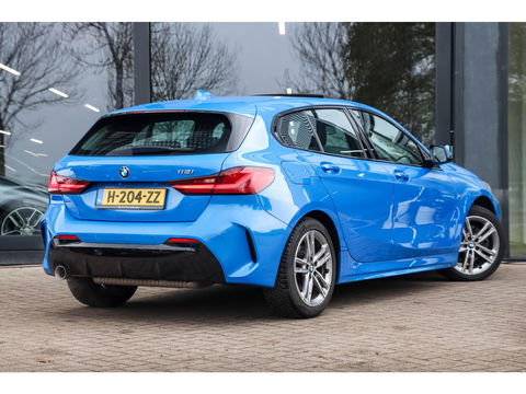 BMW 1-serie 118i Executive Edition M Sport | Panoramadak