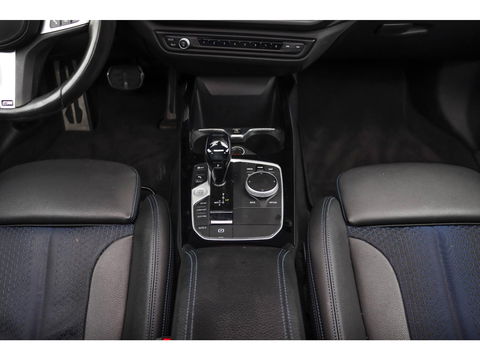 BMW 1-serie 118i Executive Edition M Sport | Panoramadak