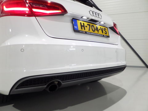 Audi A3 Sportback 1.2 TFSI S-Line Xenon-LED Stoelverwarming Parkeersensoren Navi Bluetooth, van 2e eigenaar in uniek mooie staat!