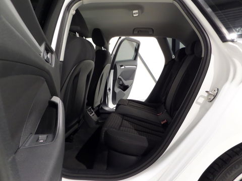 Audi A3 Sportback 1.2 TFSI S-Line Xenon-LED Stoelverwarming Parkeersensoren Navi Bluetooth, van 2e eigenaar in uniek mooie staat!