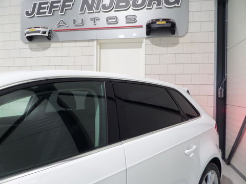Audi A3 Sportback 1.2 TFSI S-Line Xenon-LED Stoelverwarming Parkeersensoren Navi Bluetooth, van 2e eigenaar in uniek mooie staat!