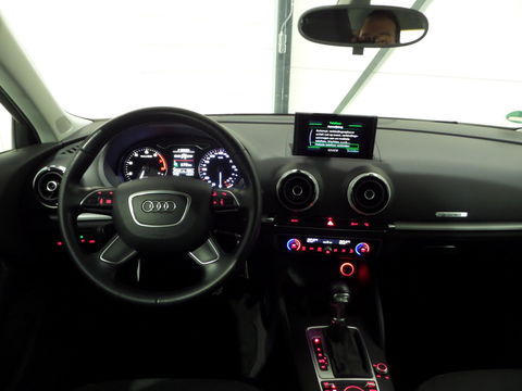 Audi A3 Sportback 1.4 TFSI Attraction Pro Line Plus g-tron "Origineel NL!" Automaat Xenon-LED Trekhaak Cruise Bluetooth Navigatie
