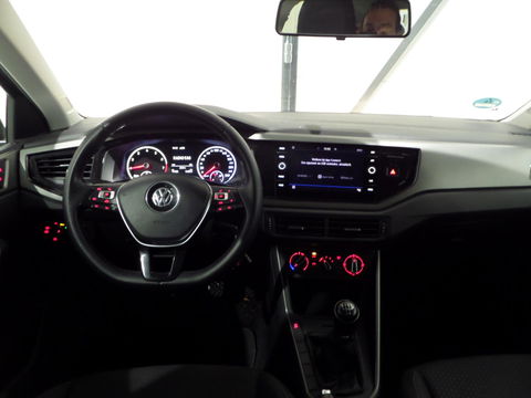 Volkswagen Polo 1.0 TSI Comfortline "Origineel NL!" Apple-Carplay 17"Velgen Adaptive-cruise, van 2e eigenaar in nieuwstaat!