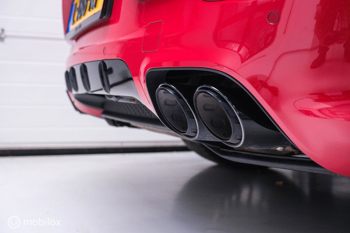 Porsche Cayenne Coupé 3.0 E-Hybrid | Karmijn Rood | Sportchrono | NL auto | Trekhaak | Adaptive | Sportstoelen | 5 zitter | Techart | GTS look | BTW a