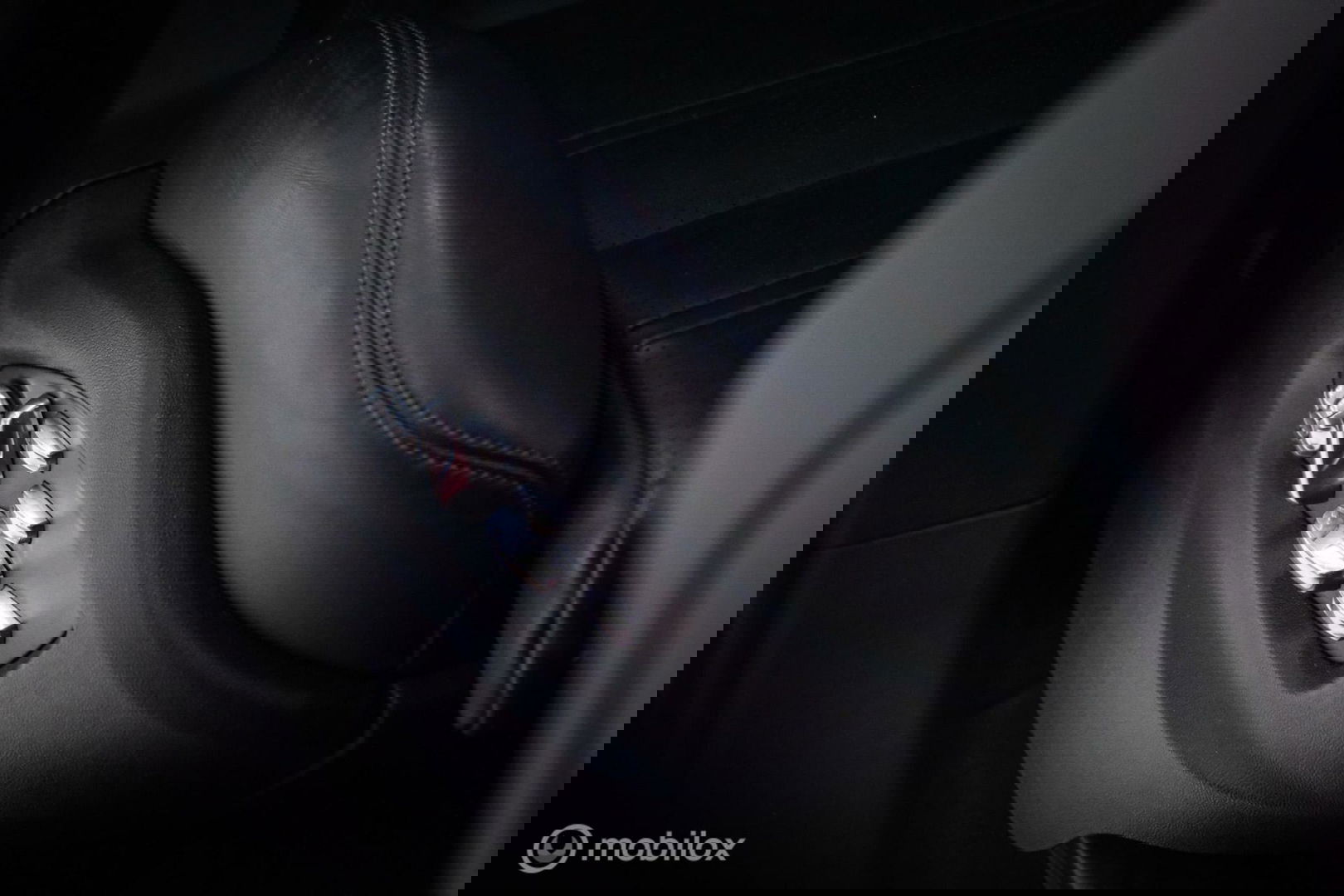 Porsche Cayenne Coupé 3.0 E-Hybrid | Karmijn Rood | Sportchrono | NL auto | Trekhaak | Adaptive | Sportstoelen | 5 zitter | Techart | GTS look | BTW a