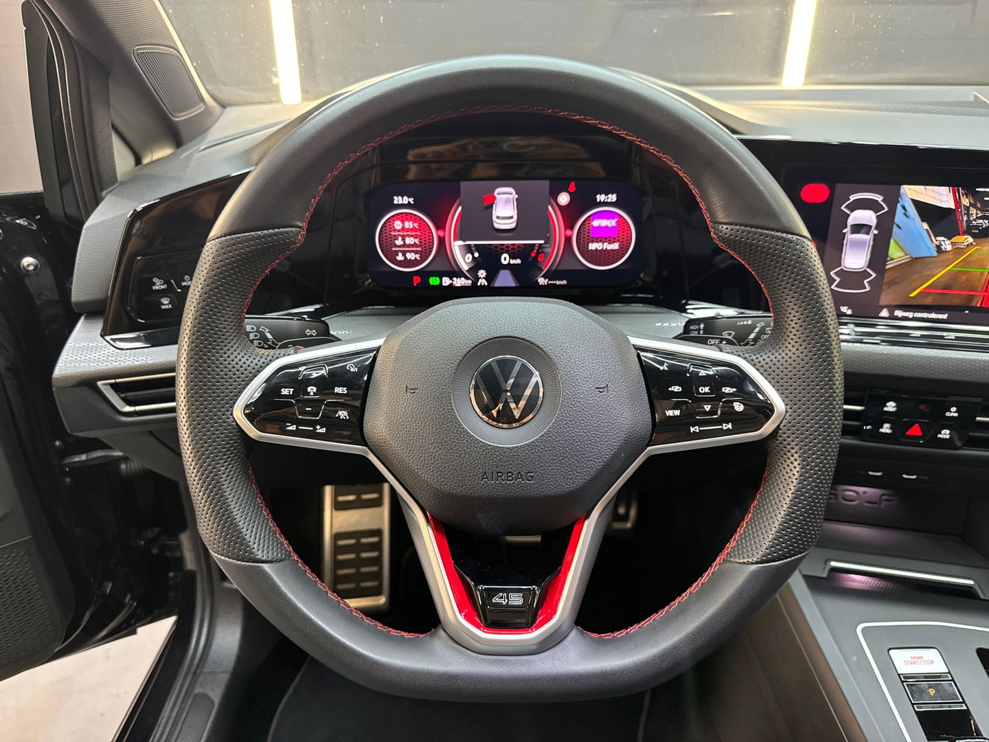 Volkswagen Golf 2.0 TSI GTI Clubsport 45 Jahre Pano|Akrapovic