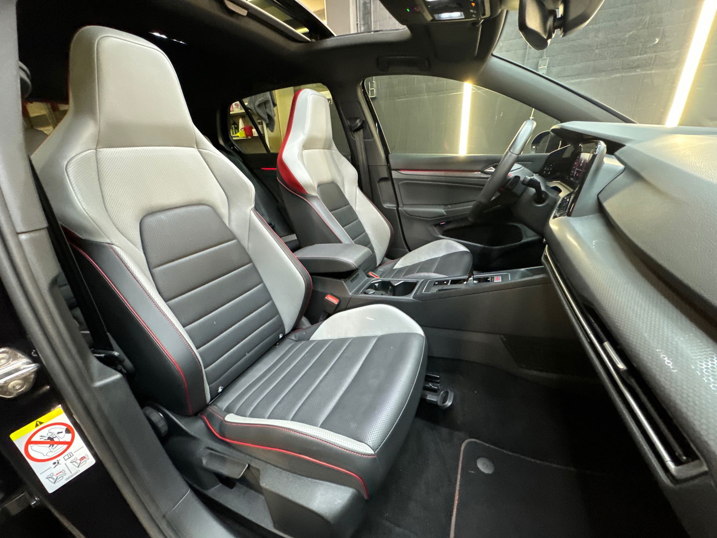 Volkswagen Golf 2.0 TSI GTI Clubsport 45 Jahre Pano|Akrapovic