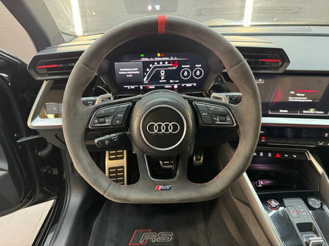 Audi RS3 Sportback 2.5 TFSI Quattro Pano|B&O|HuD|Keyl|Carbon