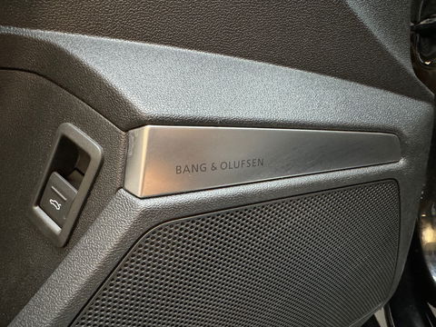 Audi RS3 Sportback 2.5 TFSI Quattro Pano|B&O|HuD|Keyl|Carbon