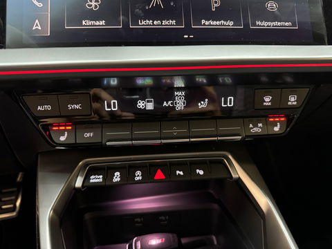 Audi RS3 Sportback 2.5 TFSI Quattro Pano|B&O|HuD|Keyl|Carbon