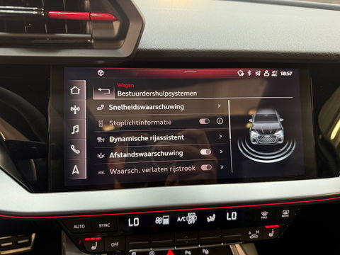 Audi RS3 Sportback 2.5 TFSI Quattro Pano|B&O|HuD|Keyl|Carbon