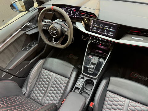 Audi RS3 Sportback 2.5 TFSI Quattro Pano|B&O|HuD|Keyl|Carbon