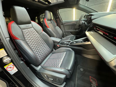 Audi RS3 Sportback 2.5 TFSI Quattro Pano|B&O|HuD|Keyl|Carbon