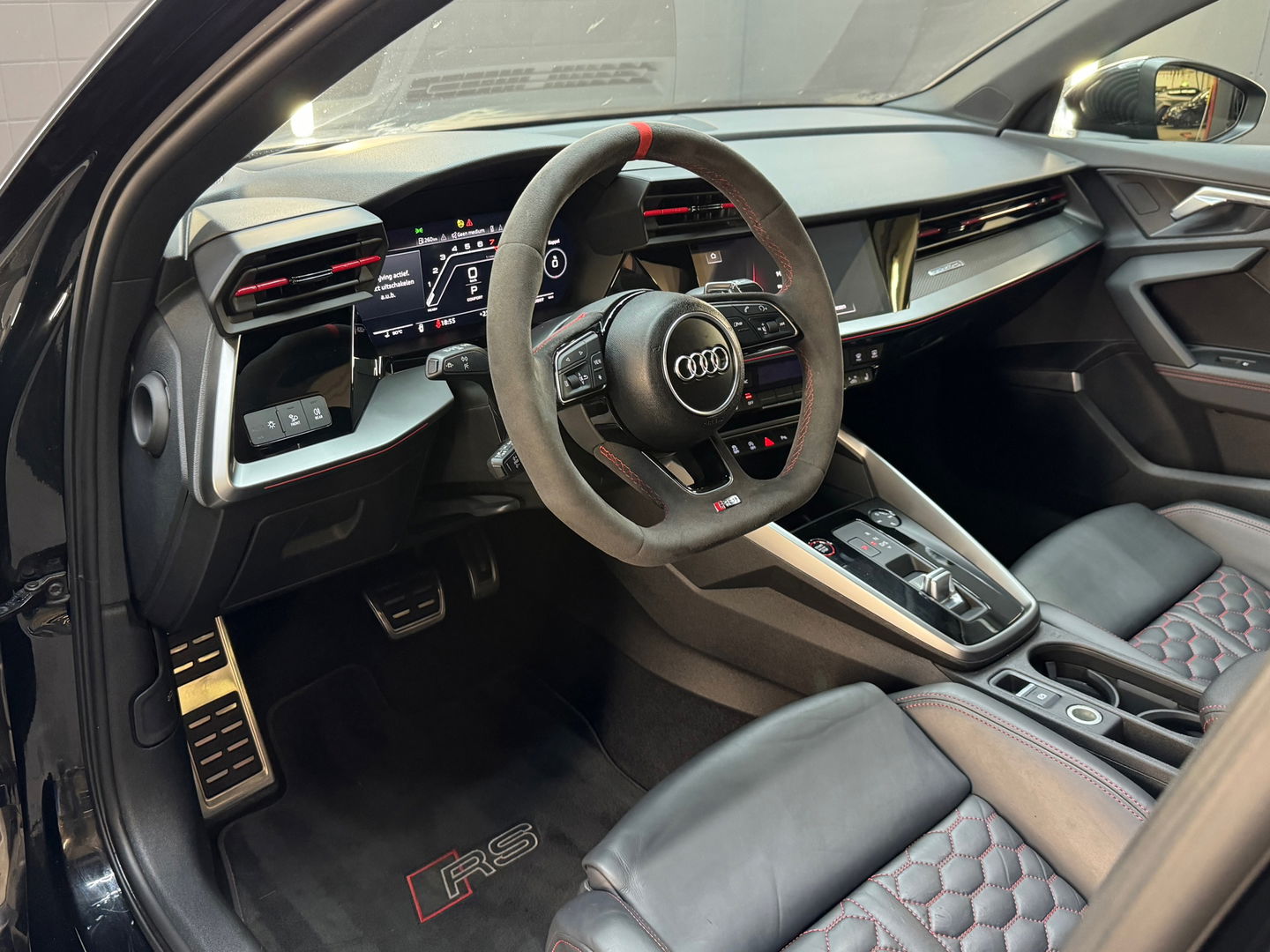 Audi RS3 Sportback 2.5 TFSI Quattro Pano|B&O|HuD|Keyl|Carbon