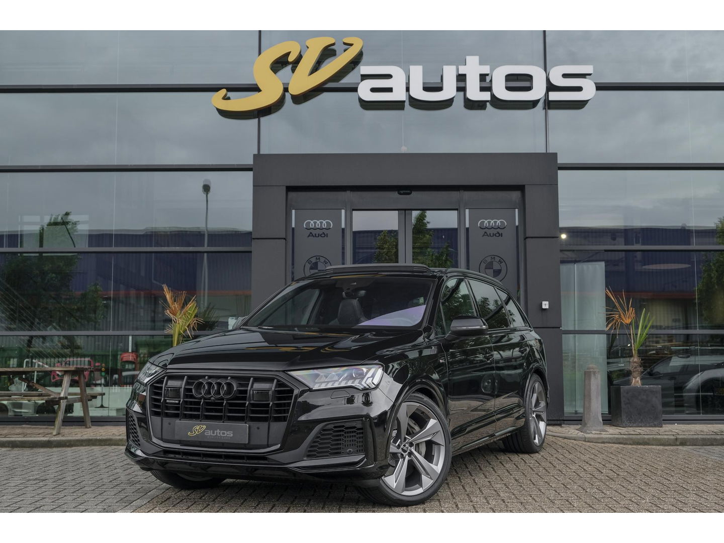 Audi Q7 55 TFSIe 380pk Quattro Panoramadak Luchtvering RS-Leder ACC BlackOptic VirtualCockpit Navi-High Matrix Keyless Camera 22''